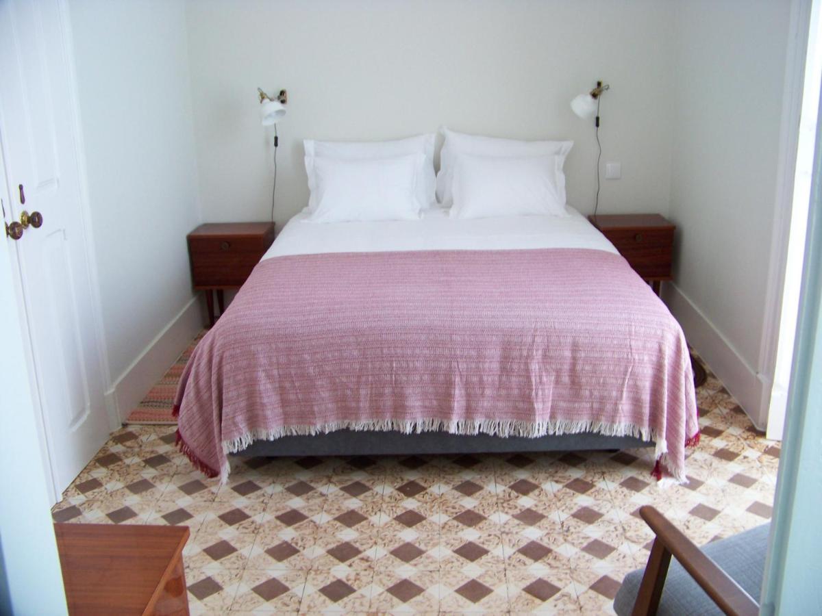 Alcacaria Do Bairro Bed & Breakfast Setubal Bagian luar foto